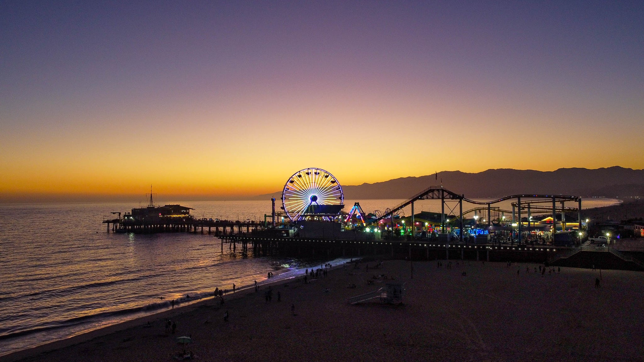 Santa Monica Sunset - Korbin Bielski Fine Art